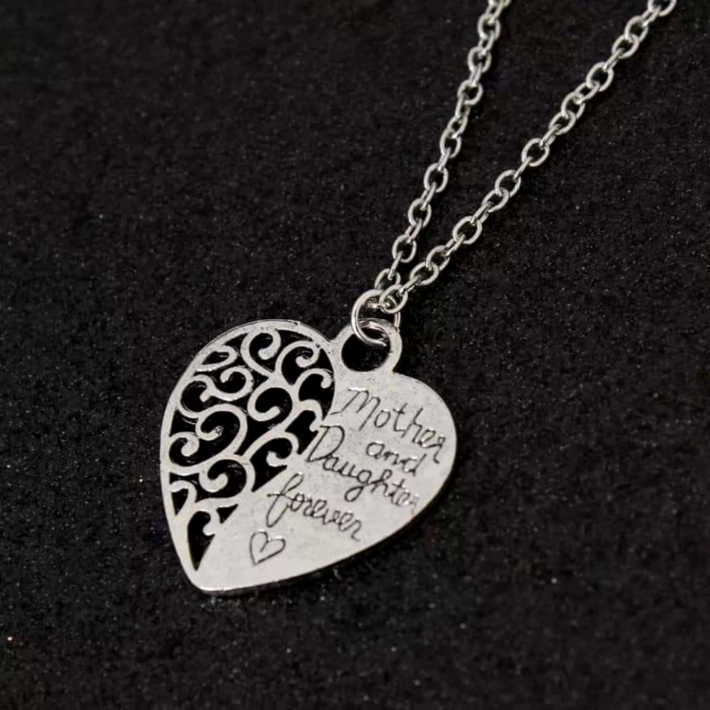 5/$25 New mother & daughter necklace